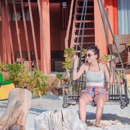 ซับบา ซัมเมอร์ สวีท Hotel Fodhdhoo ภายนอก รูปภาพ