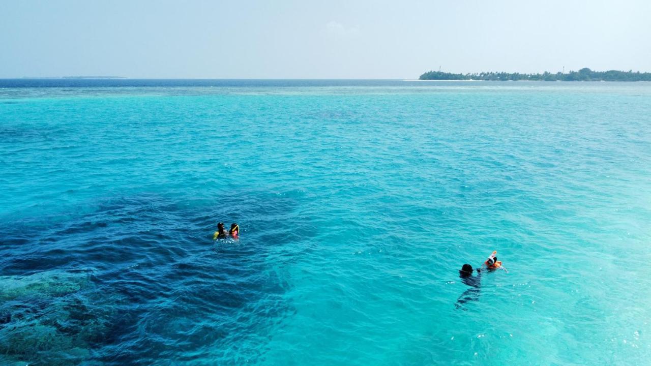 ซับบา ซัมเมอร์ สวีท Hotel Fodhdhoo ภายนอก รูปภาพ