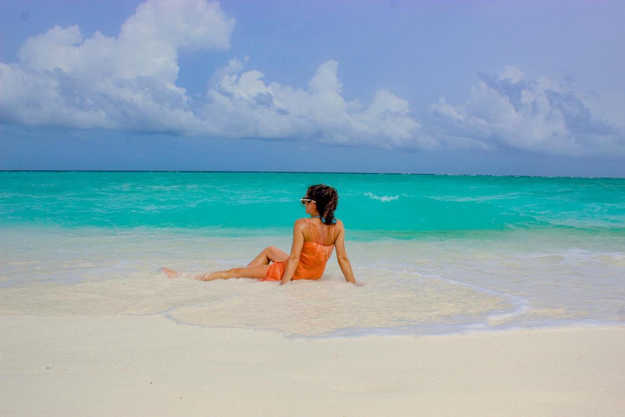 ซับบา ซัมเมอร์ สวีท Hotel Fodhdhoo ภายนอก รูปภาพ