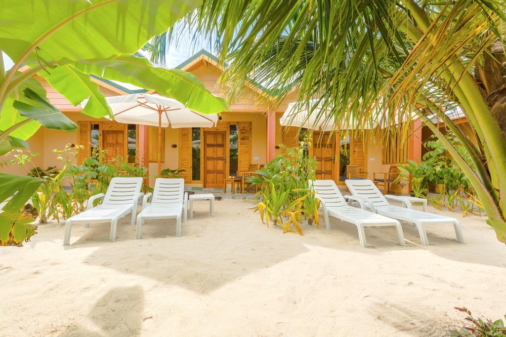 ซับบา ซัมเมอร์ สวีท Hotel Fodhdhoo ภายนอก รูปภาพ