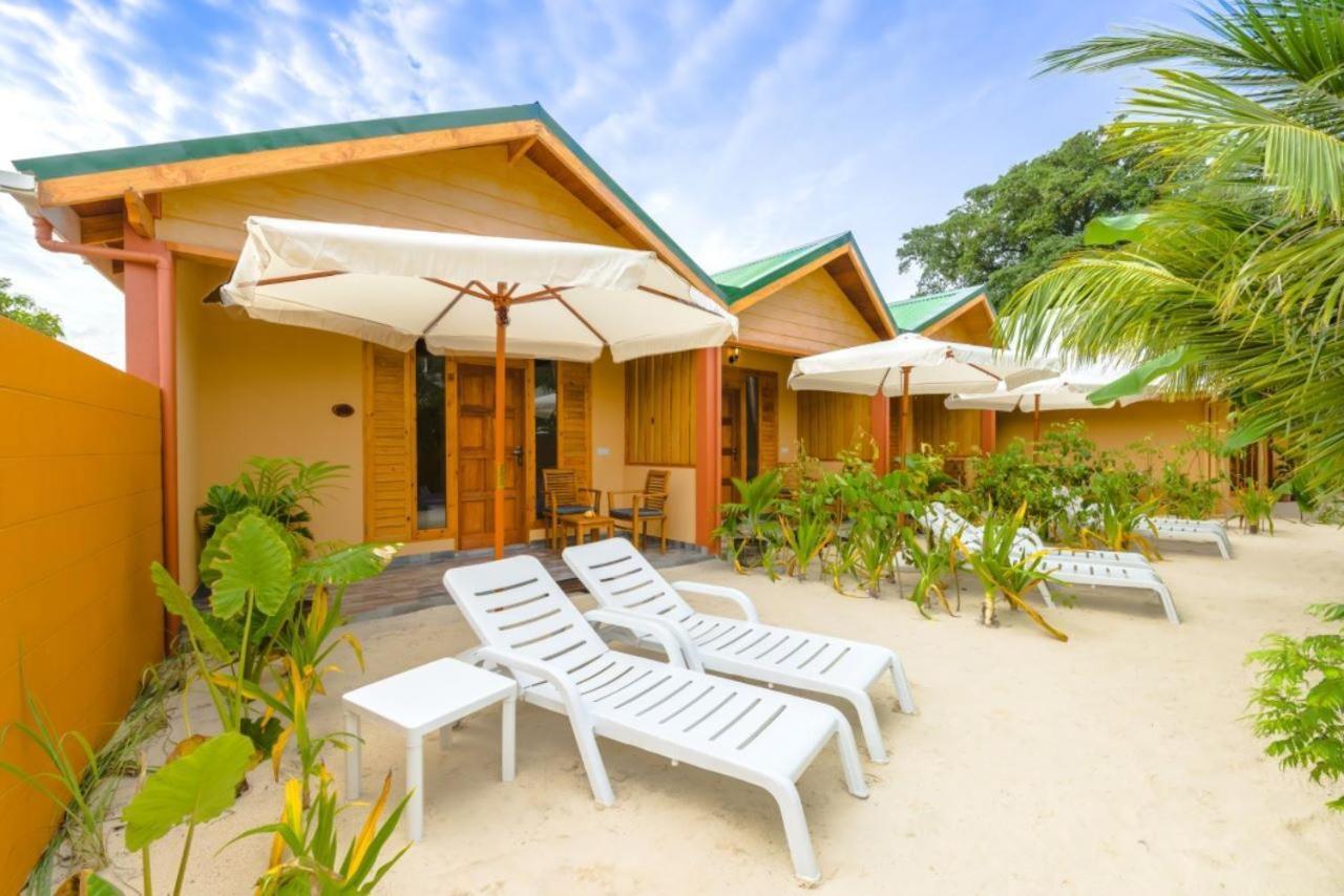 ซับบา ซัมเมอร์ สวีท Hotel Fodhdhoo ภายนอก รูปภาพ