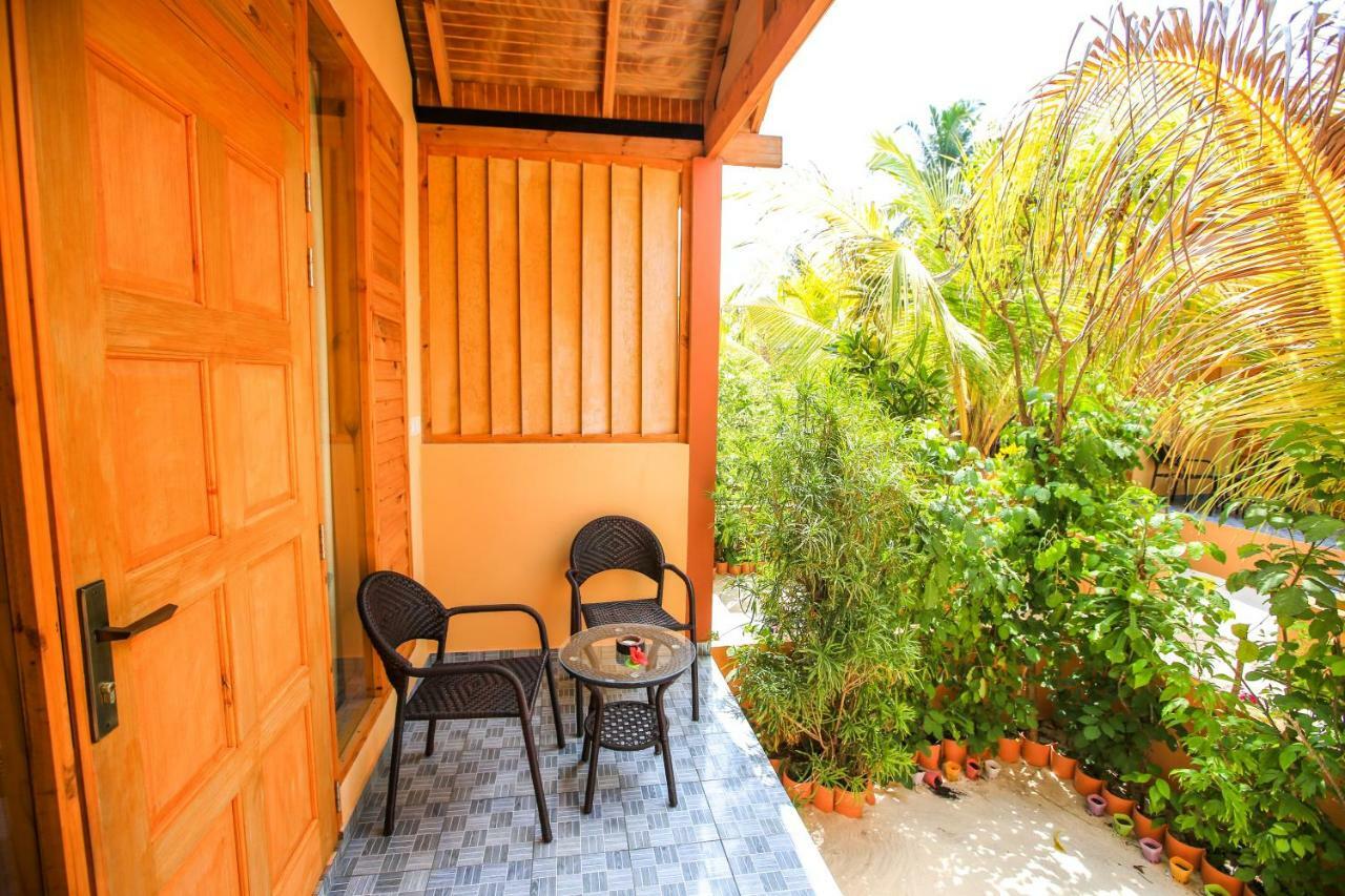 ซับบา ซัมเมอร์ สวีท Hotel Fodhdhoo ภายนอก รูปภาพ